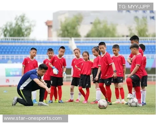 运动数据刘秀英专访从绿茵场到人生舞台的足球旅程回顾与展望