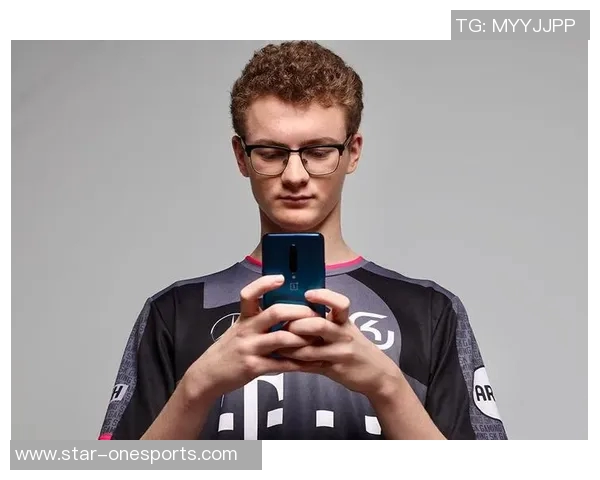 运动数据李伟独家分享英雄联盟游戏心得与技巧助你提升段位与战斗力