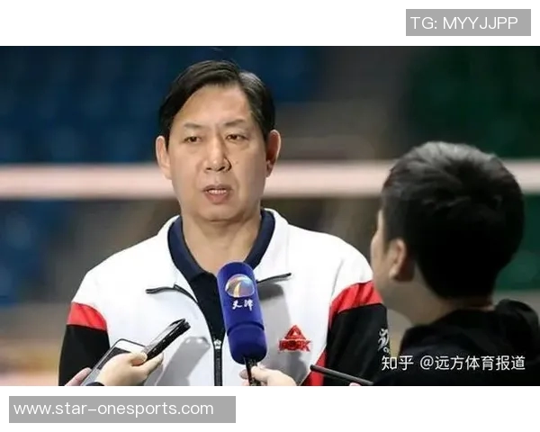 实时新闻刘芳专访从排球新星到传奇教练的心路历程与成长故事